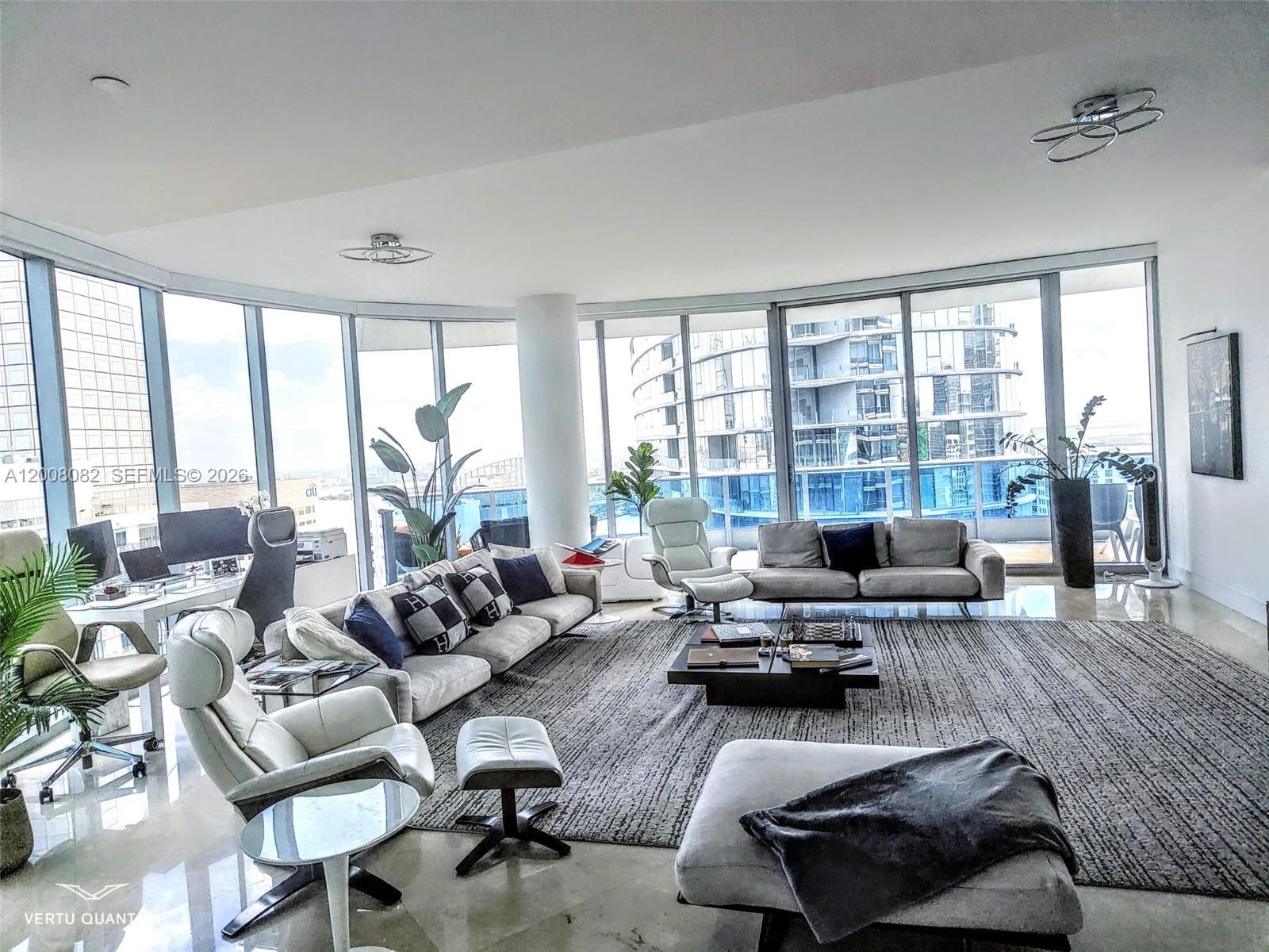 200 Biscayne Boulevard Way