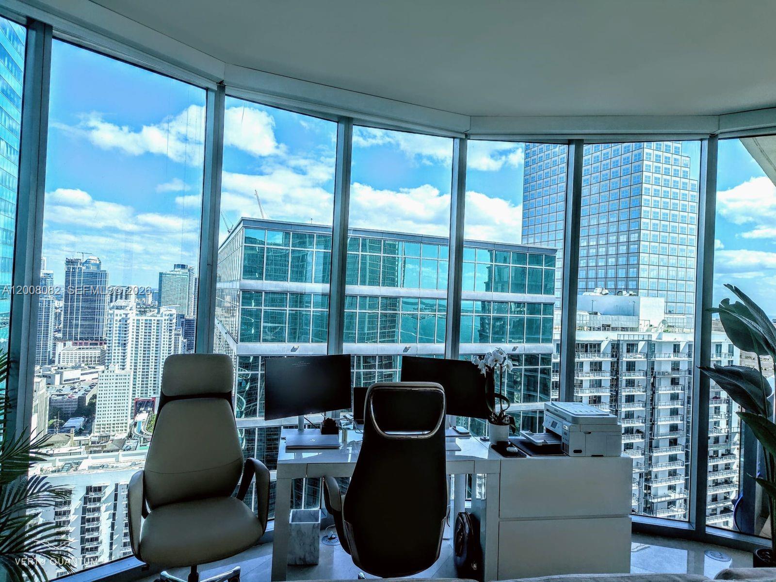 200 Biscayne Boulevard Way