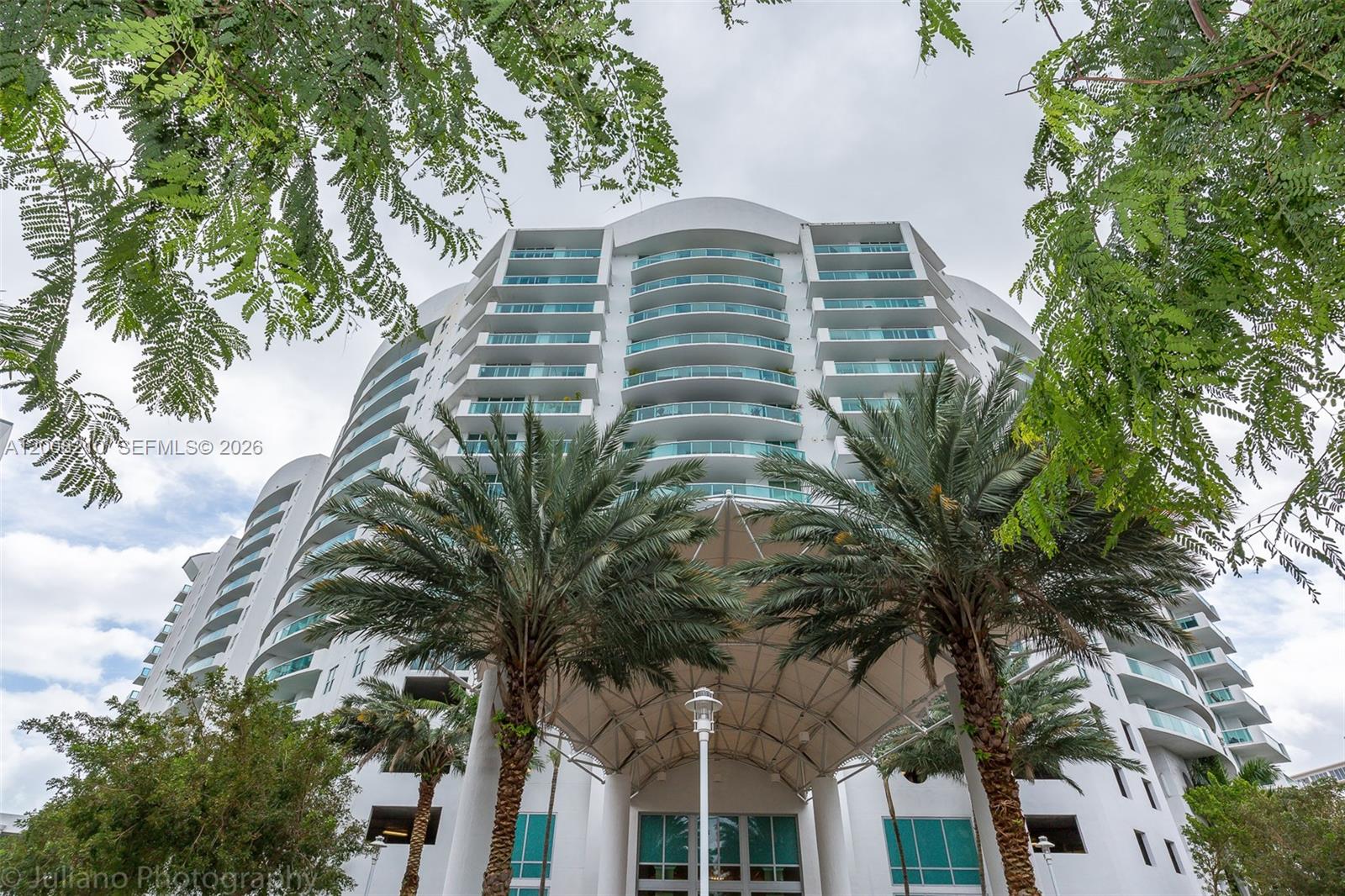 7900 Harbor Island Drive