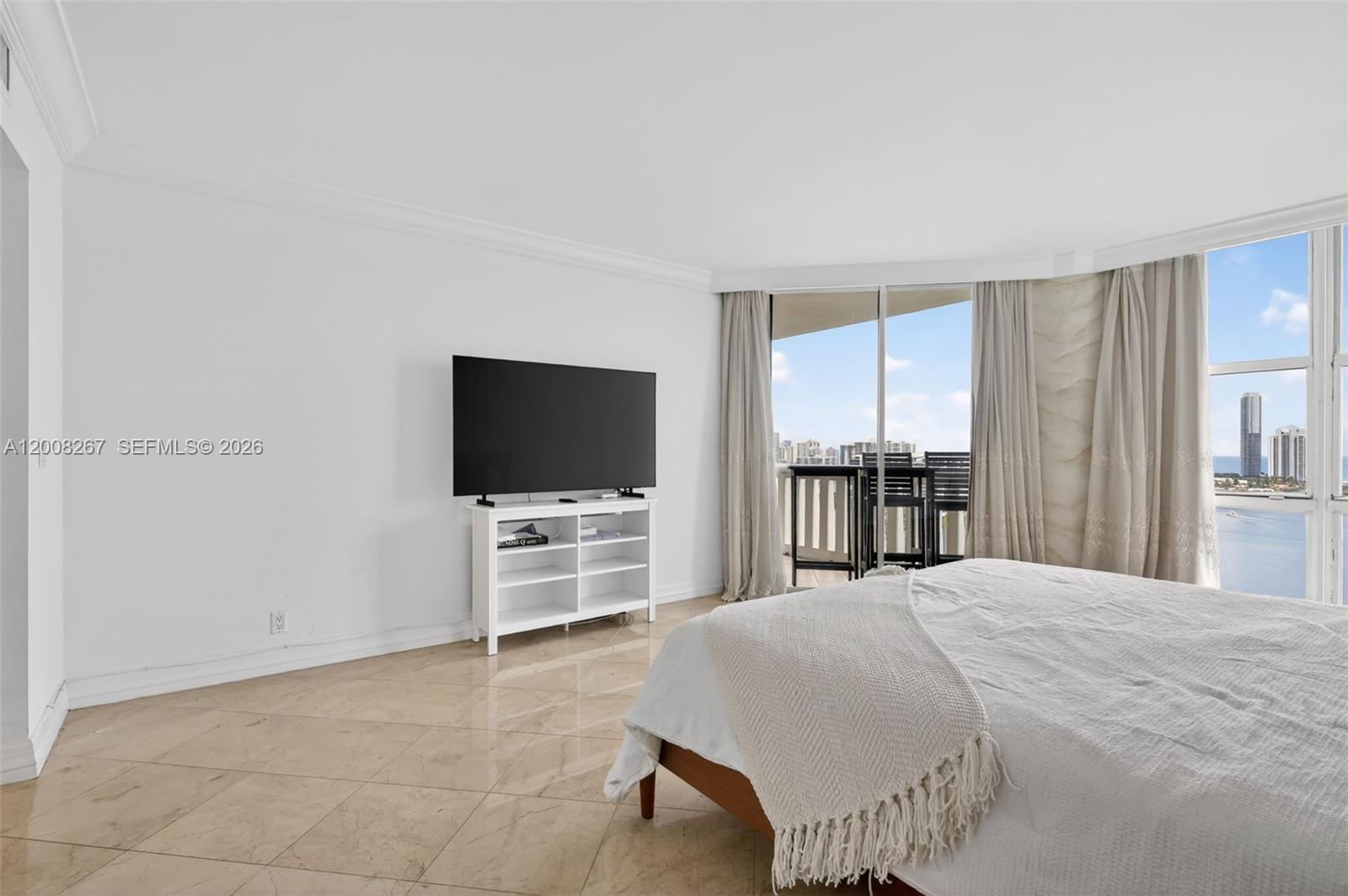 3000 Island Boulevard