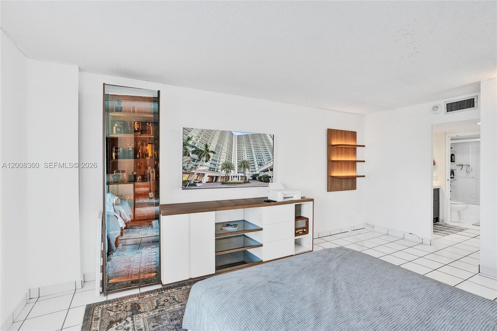 100 Bayview Drive
