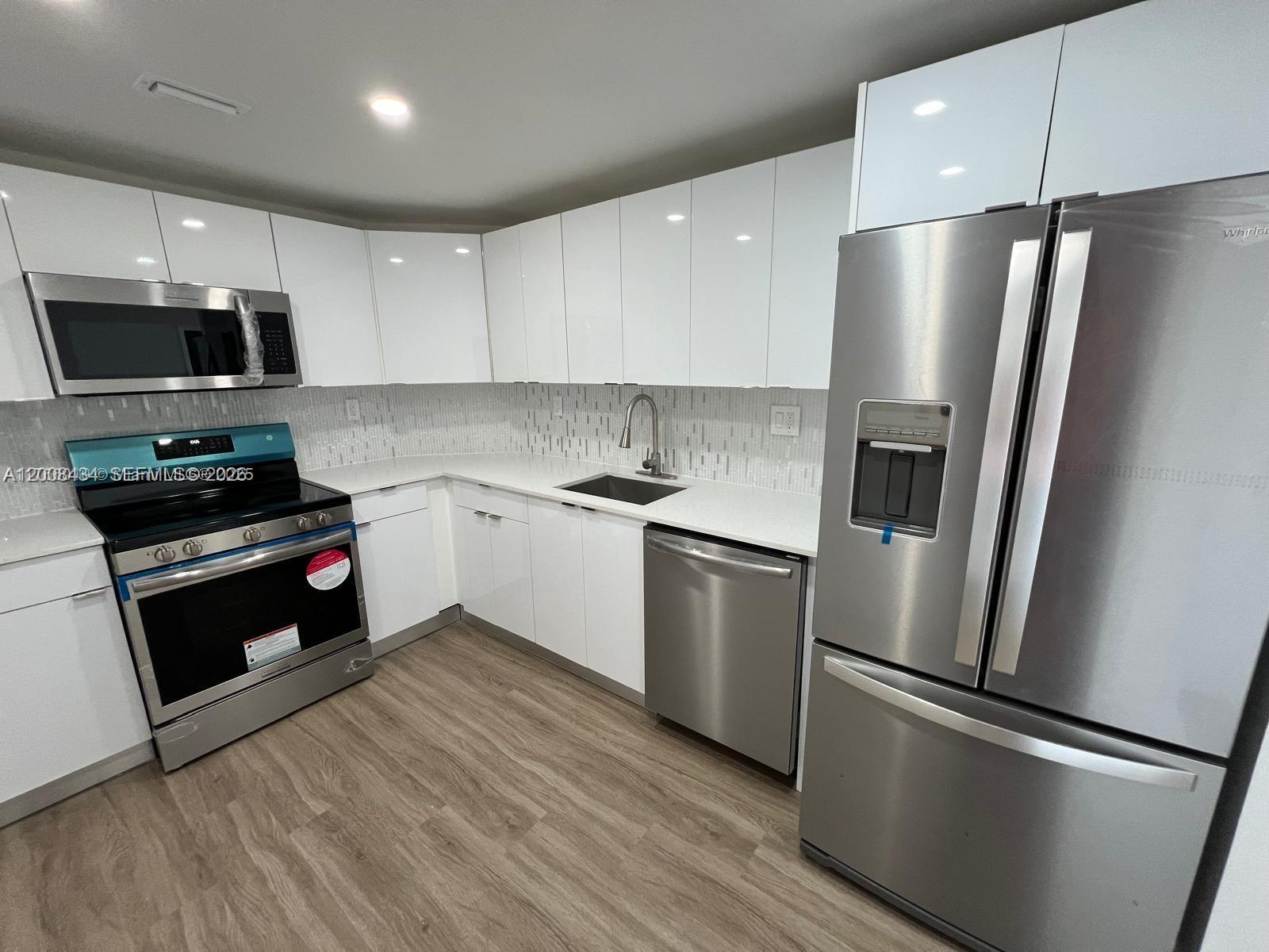 500 Bayview Drive