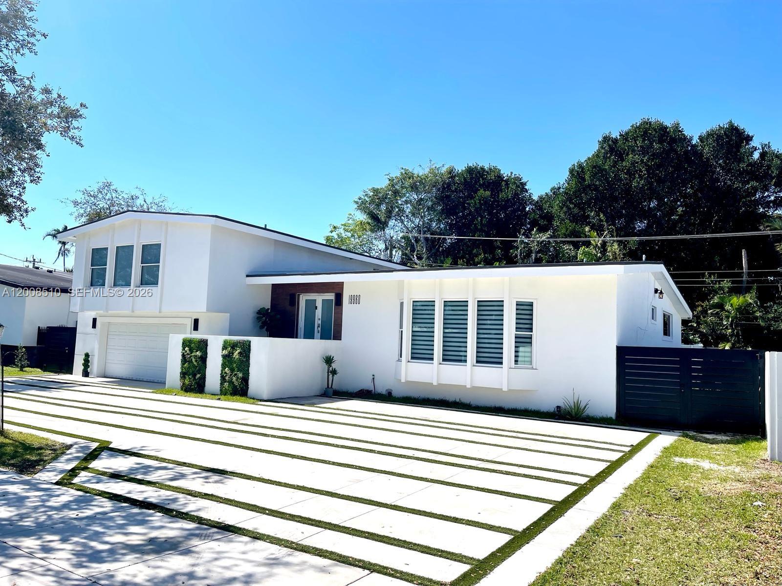19960 Highland Lakes Boulevard