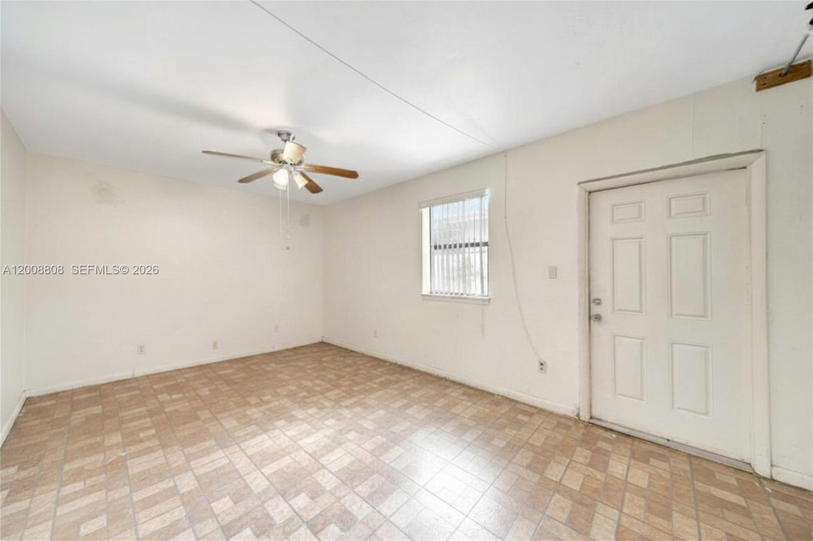 565 NE 160th Street