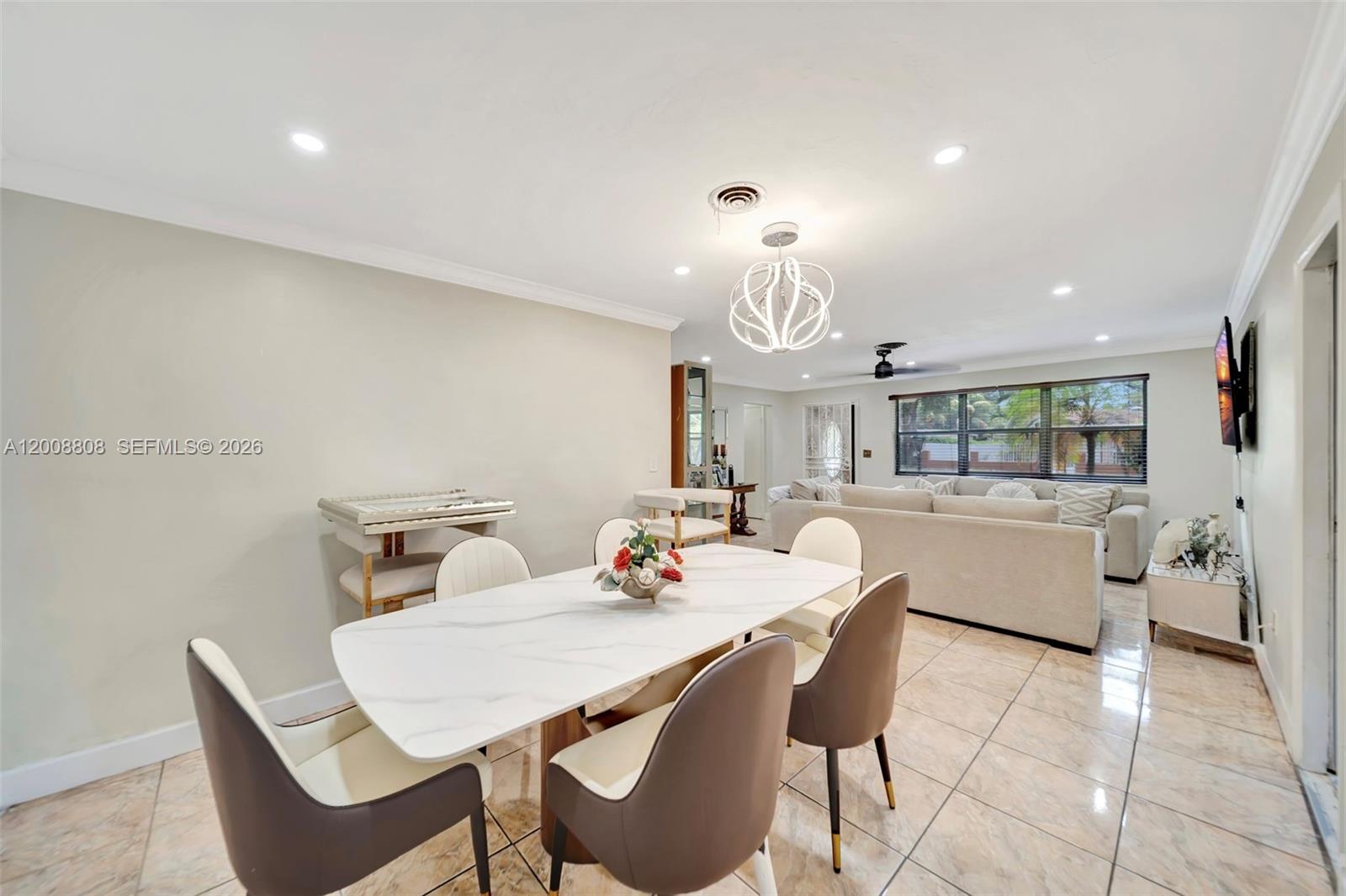 565 NE 160th Street