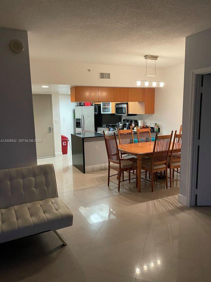 1750 N Bayshore Drive