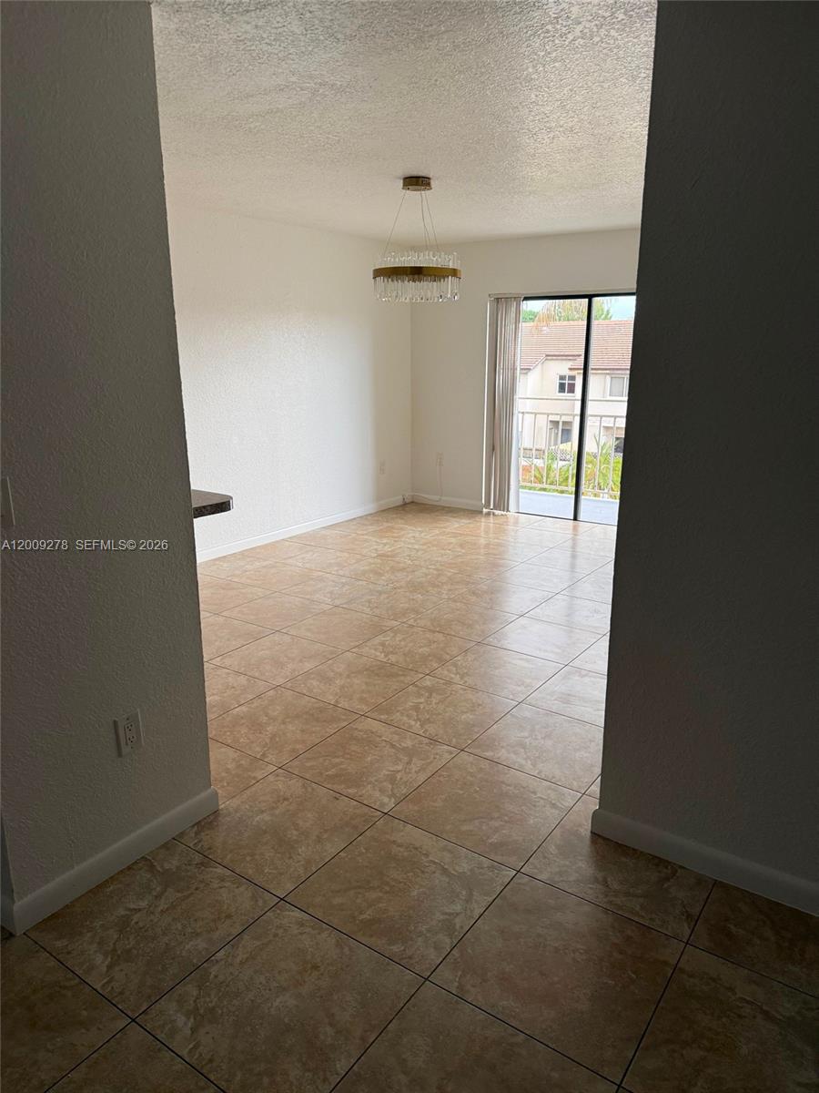 8425 NW 8th Street