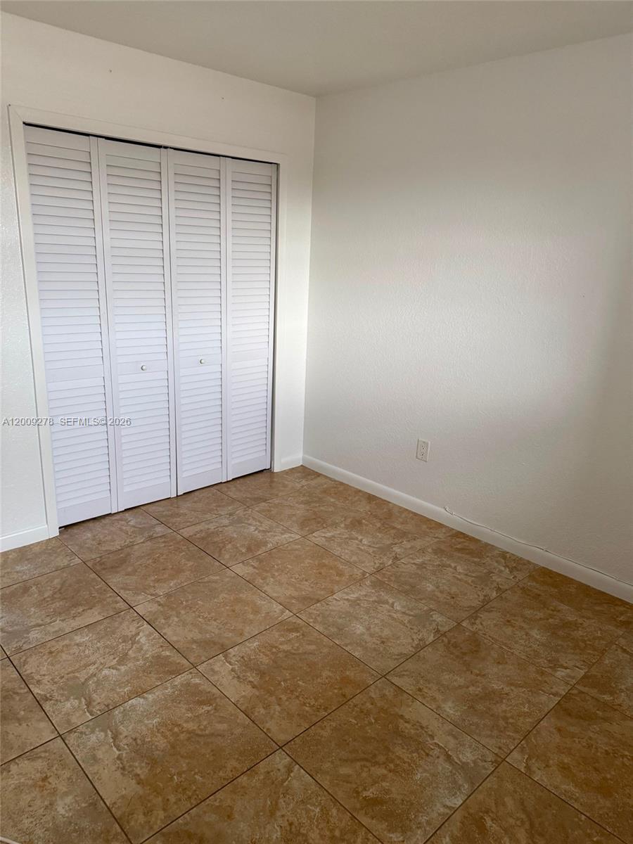 8425 NW 8th Street