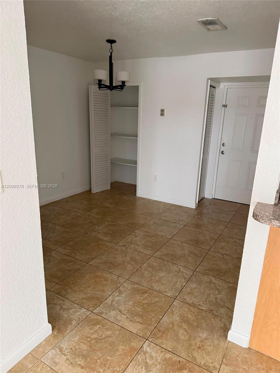 8425 NW 8th Street
