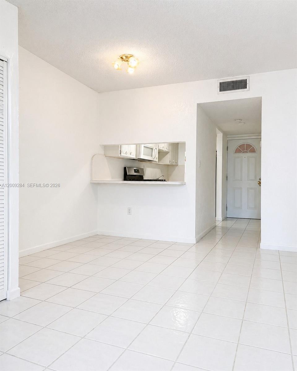 1300 W 47th Place