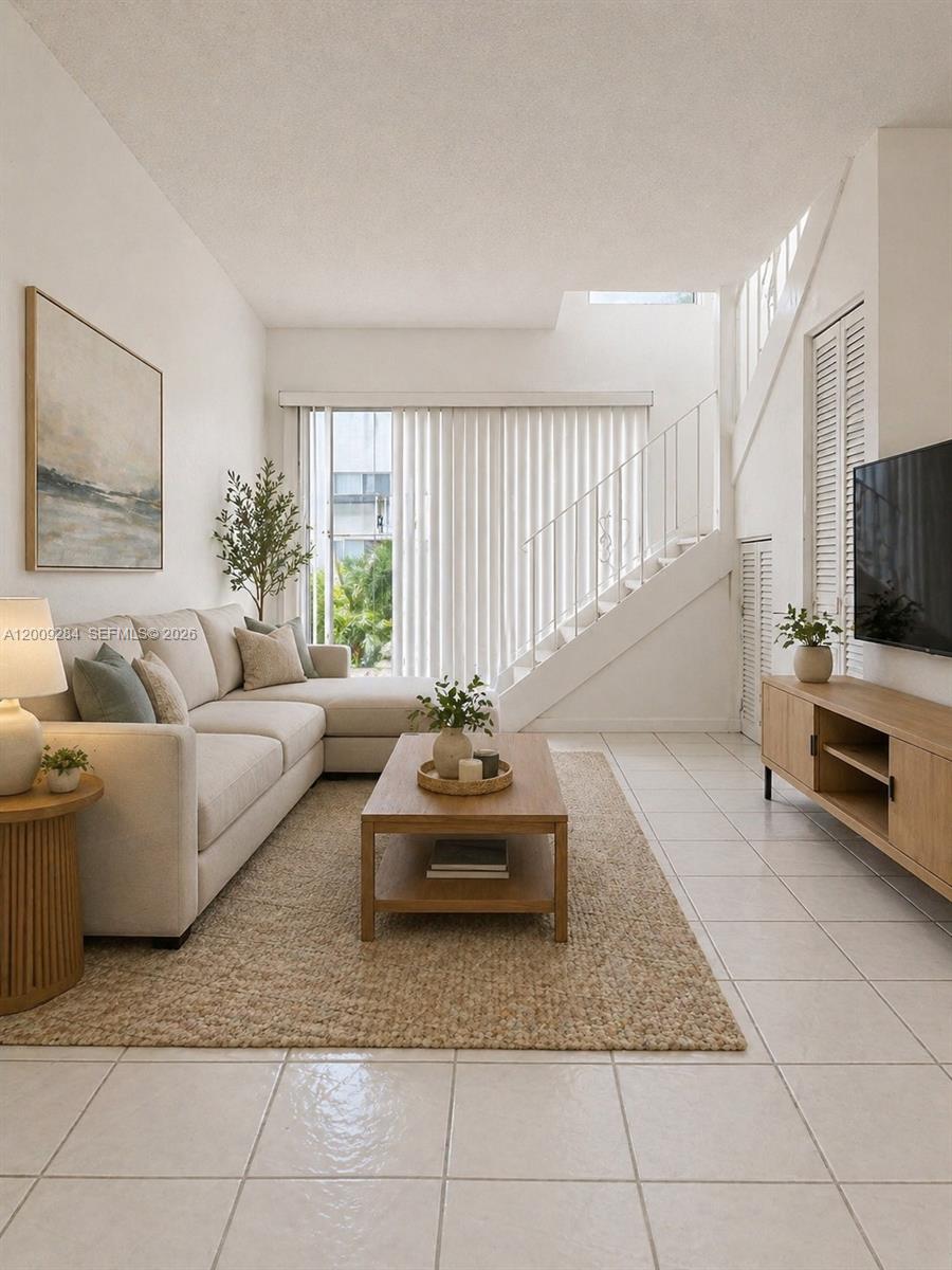 1300 W 47th Place