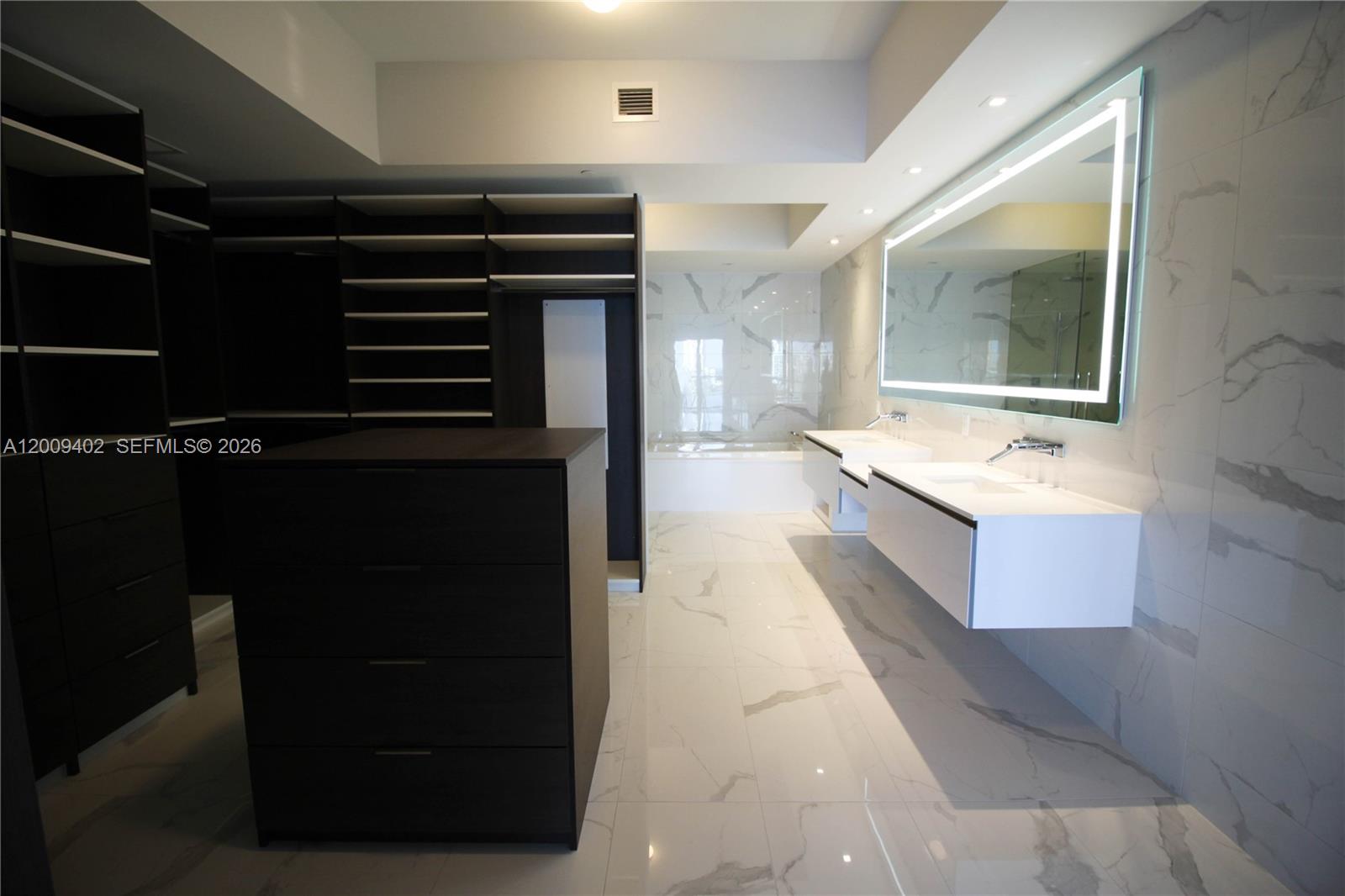 5000 Island Estates Drive