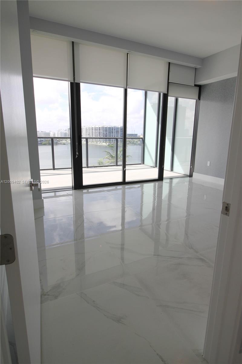 5000 Island Estates Drive