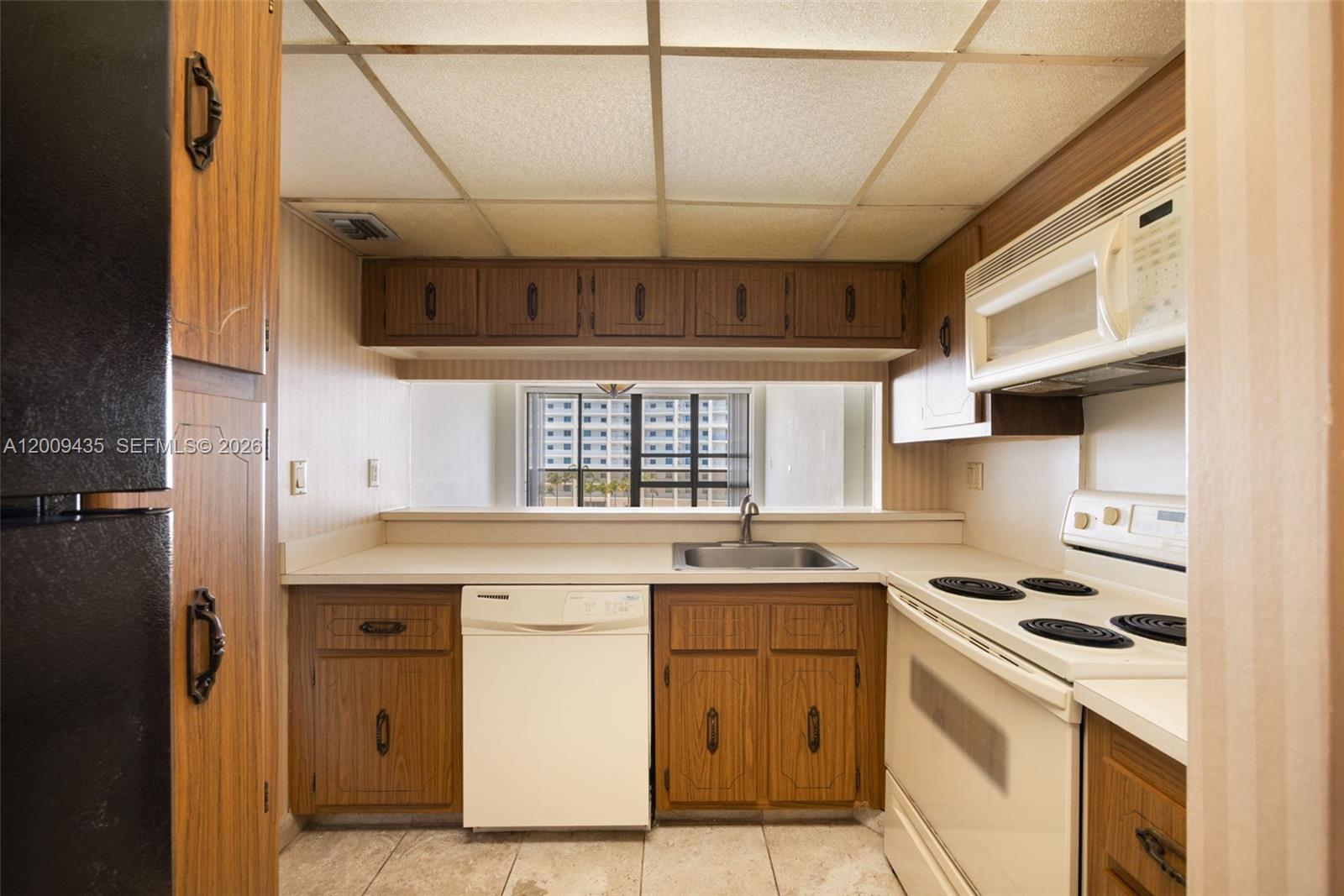 600 NE 36th Street