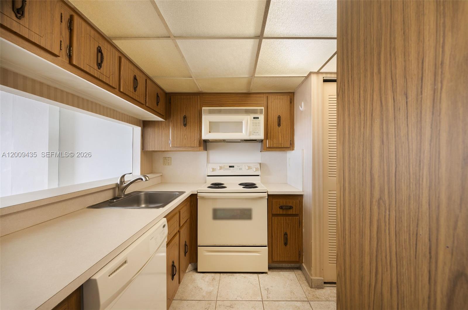 600 NE 36th Street