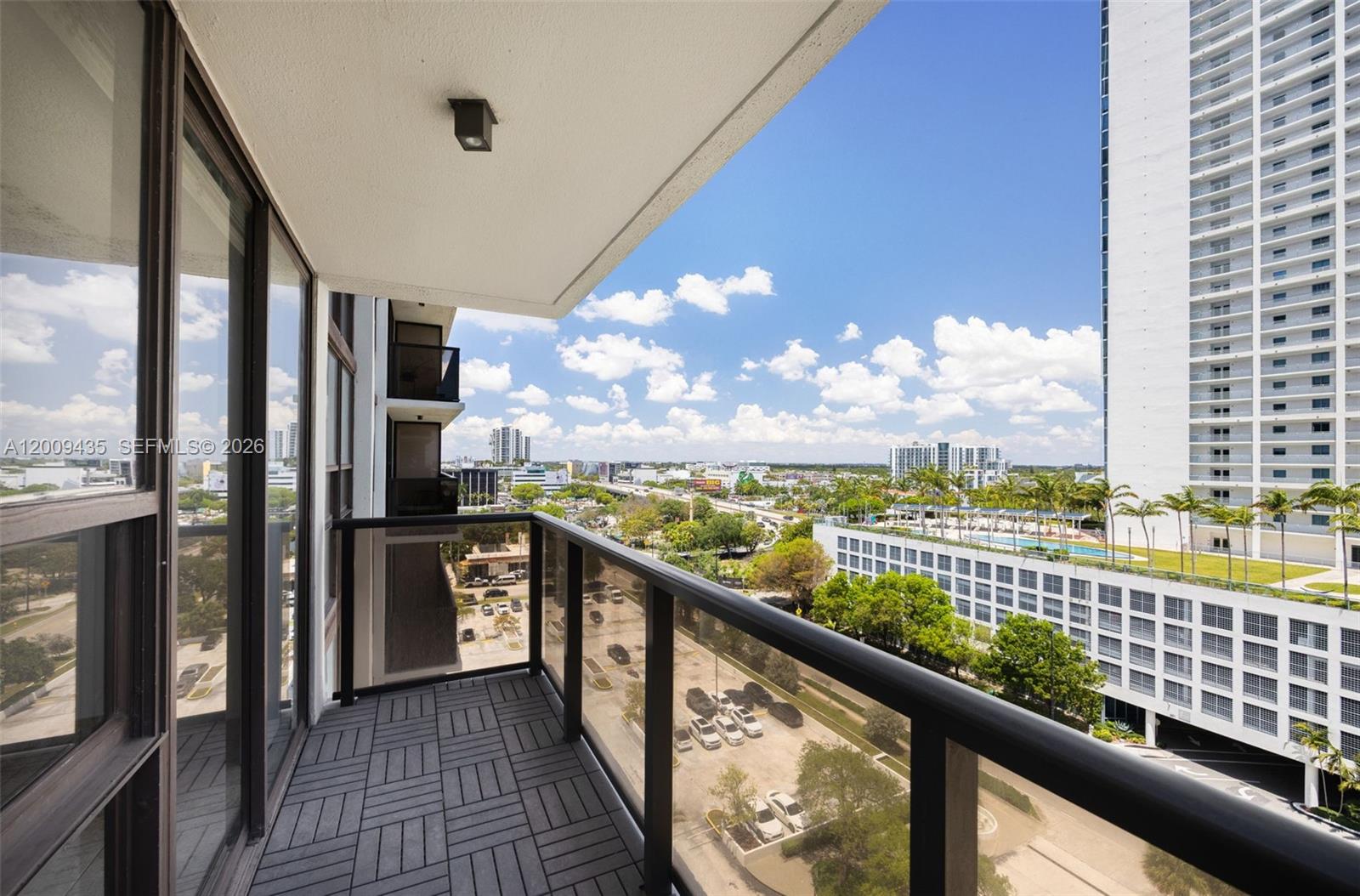 600 NE 36th Street