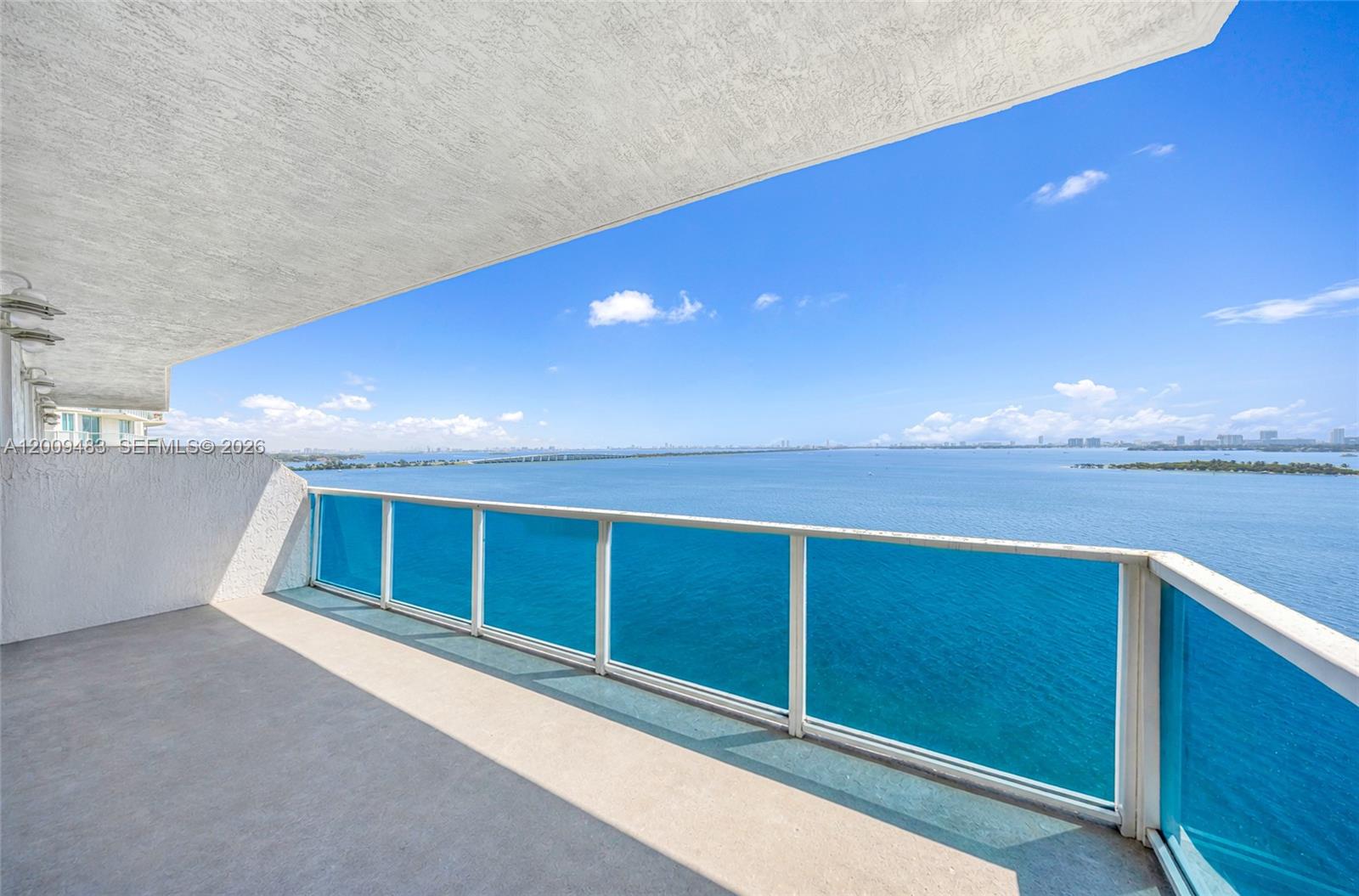 700 NE 25th Street