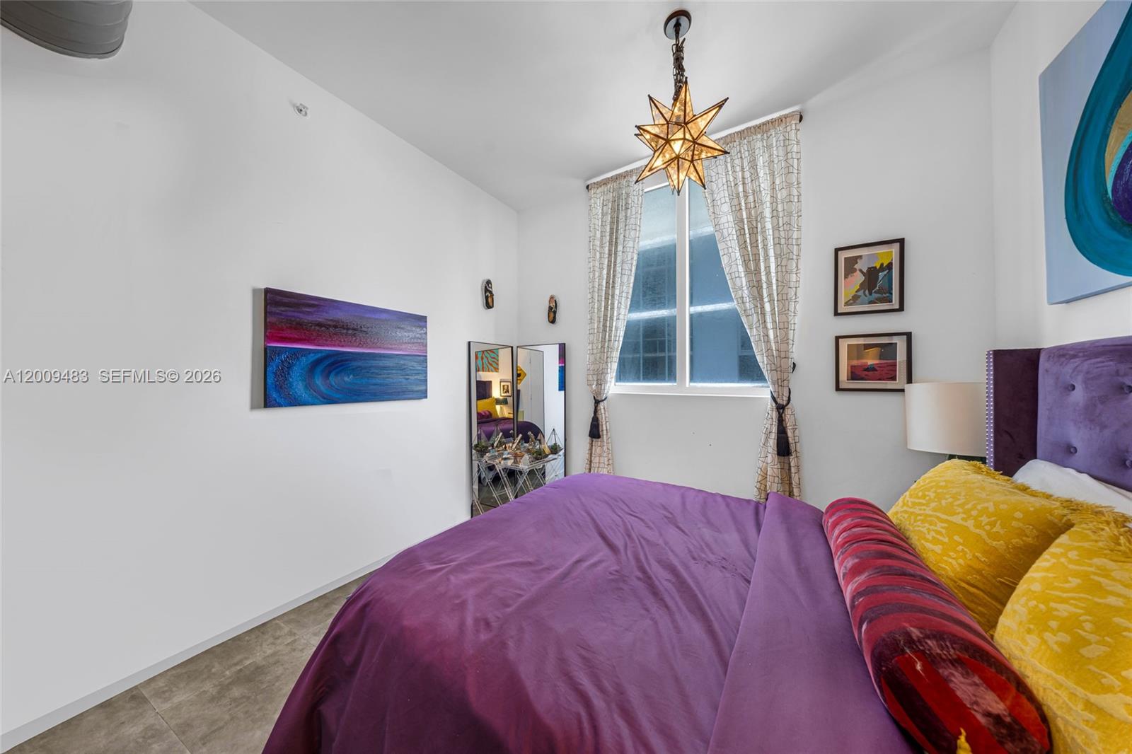 700 NE 25th Street