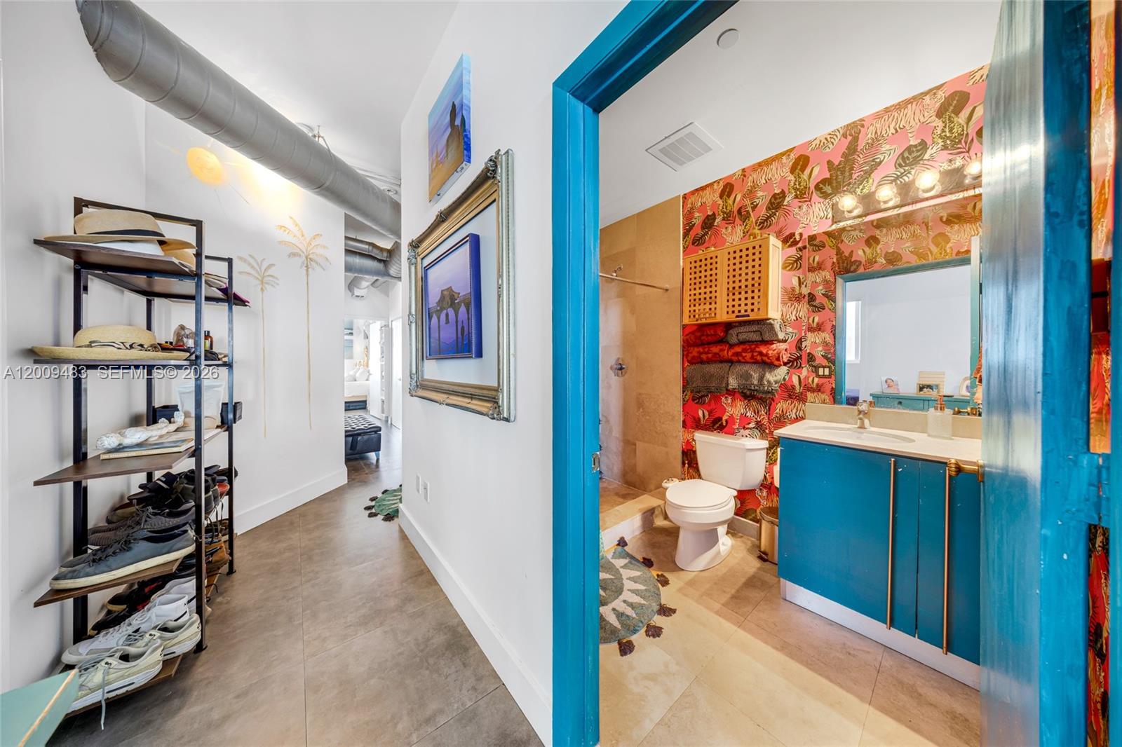 700 NE 25th Street