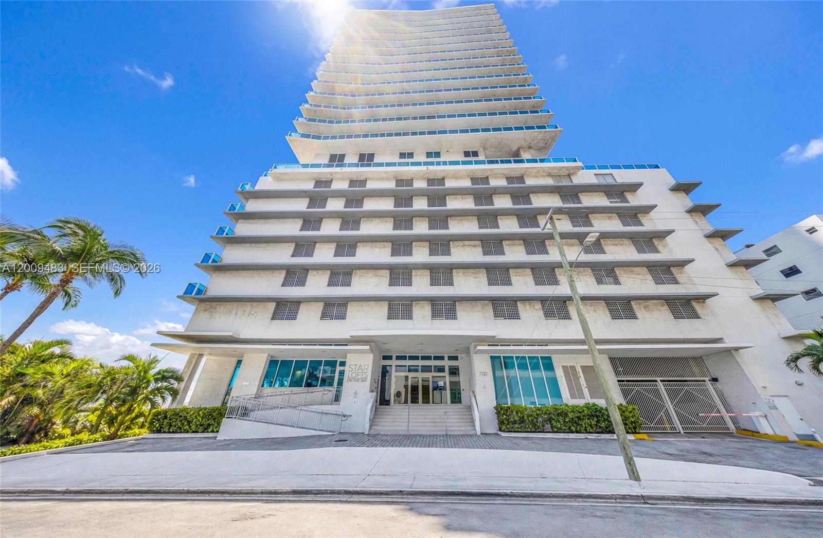 700 NE 25th Street
