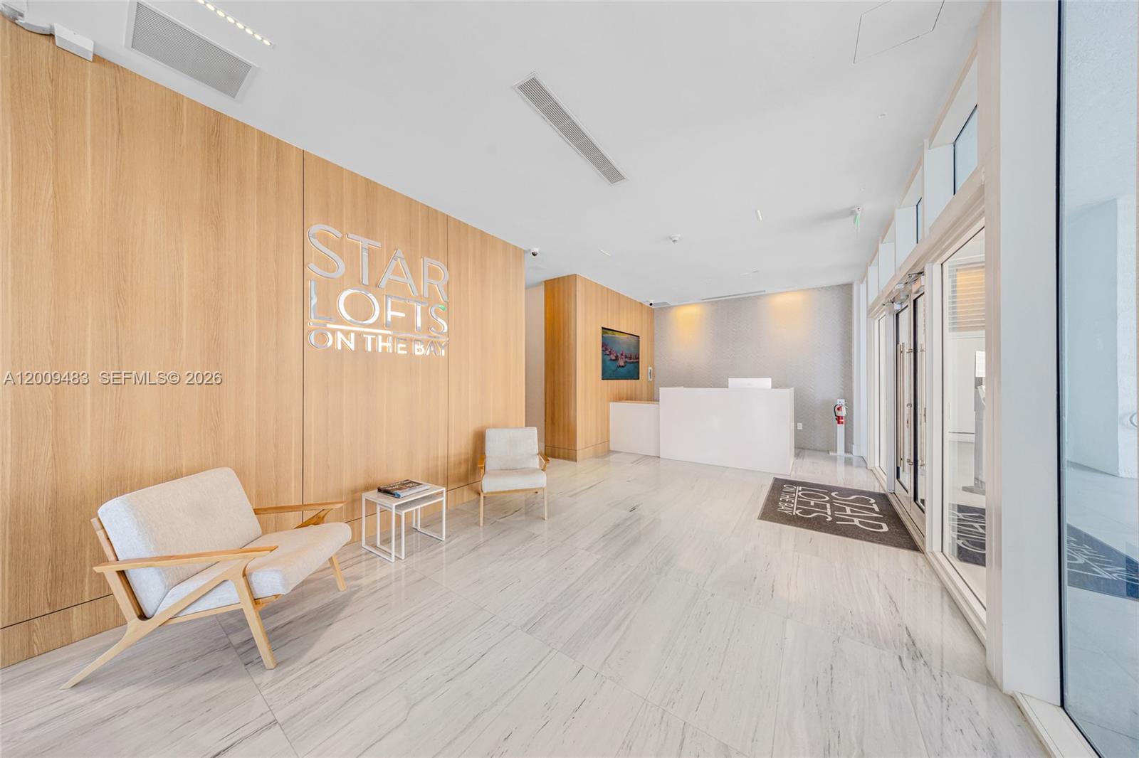 700 NE 25th Street