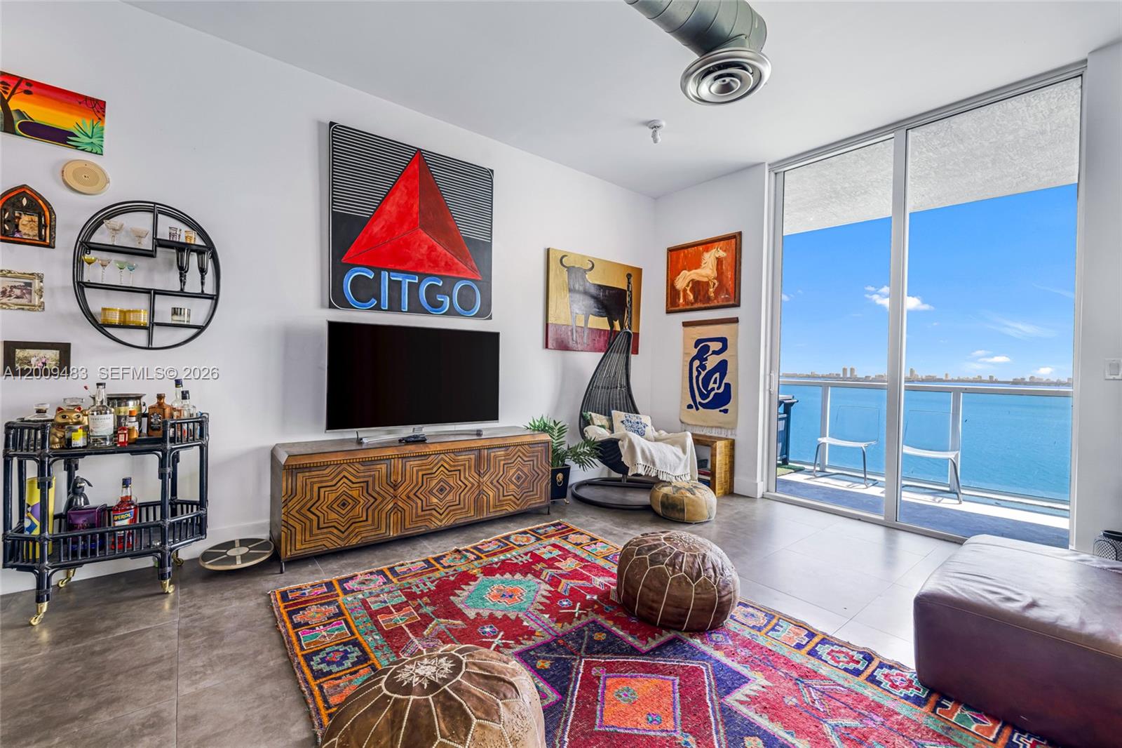 700 NE 25th Street
