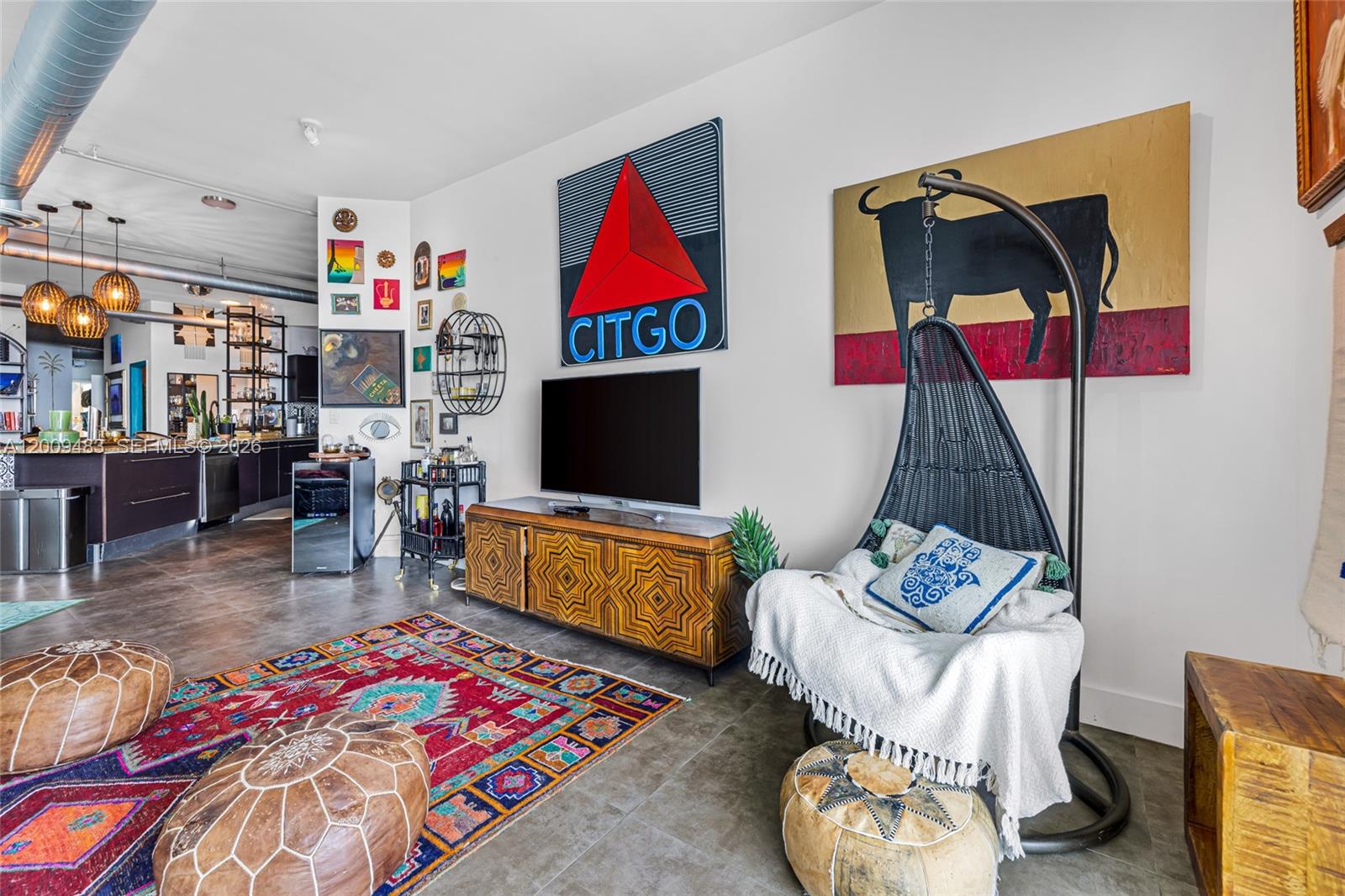 700 NE 25th Street