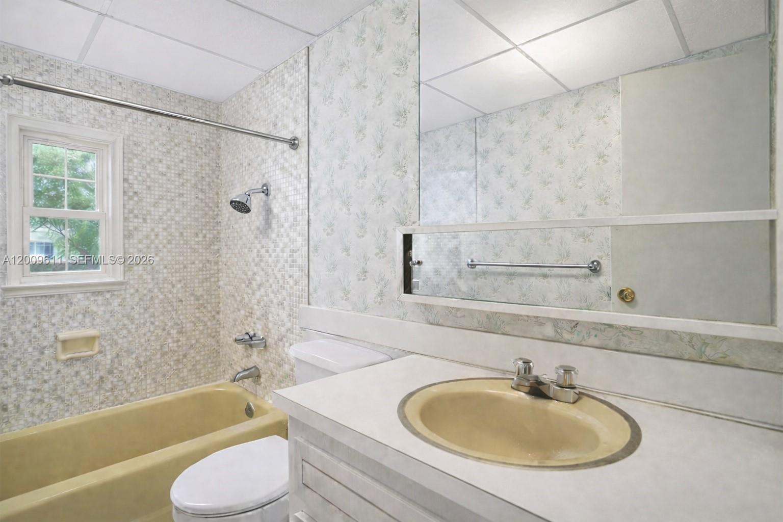1225 NE 124th Street