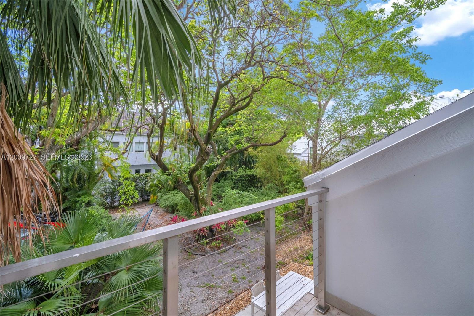 1933 S Oak Haven Circle