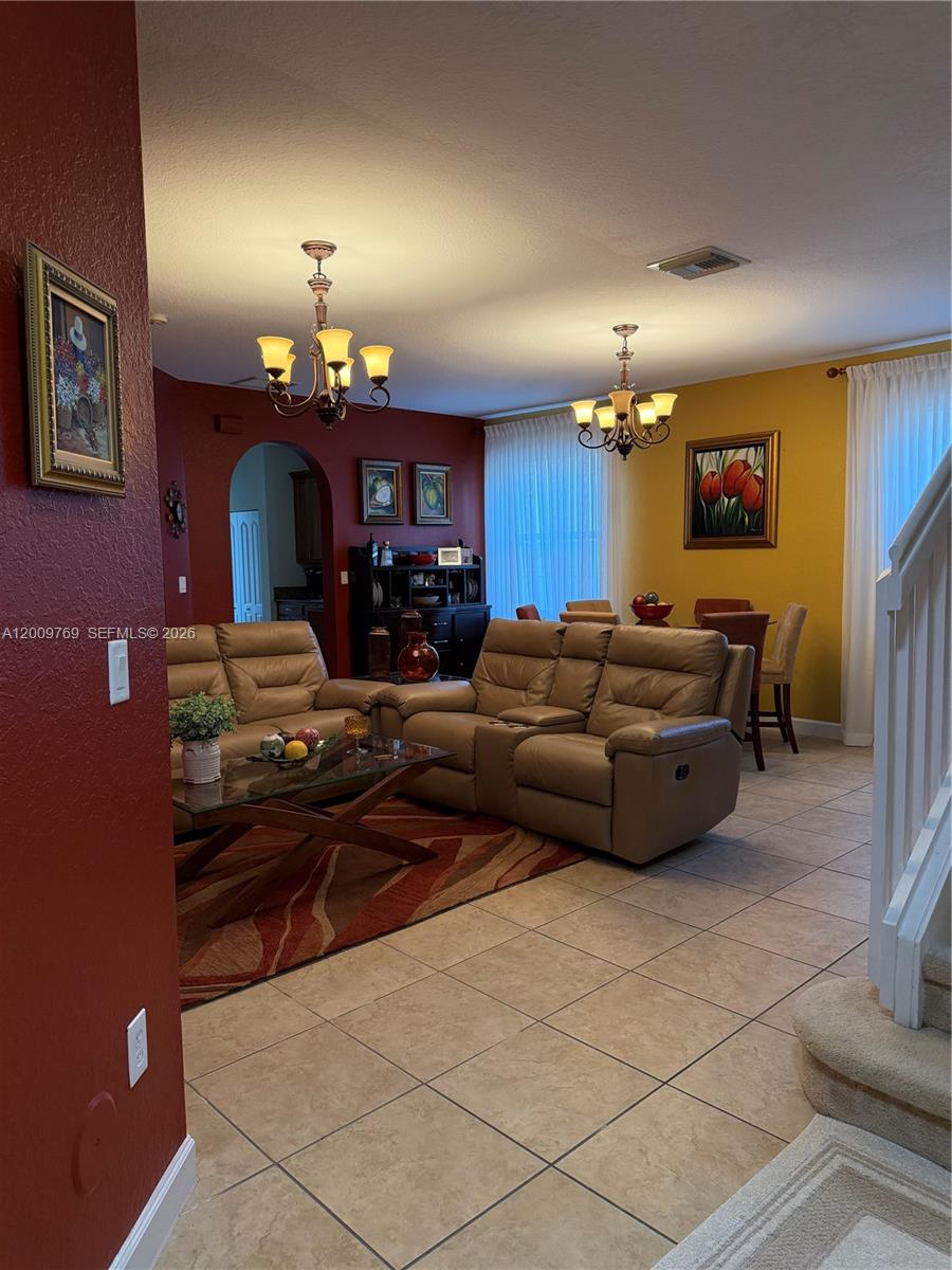 3955 NE 13th Drive