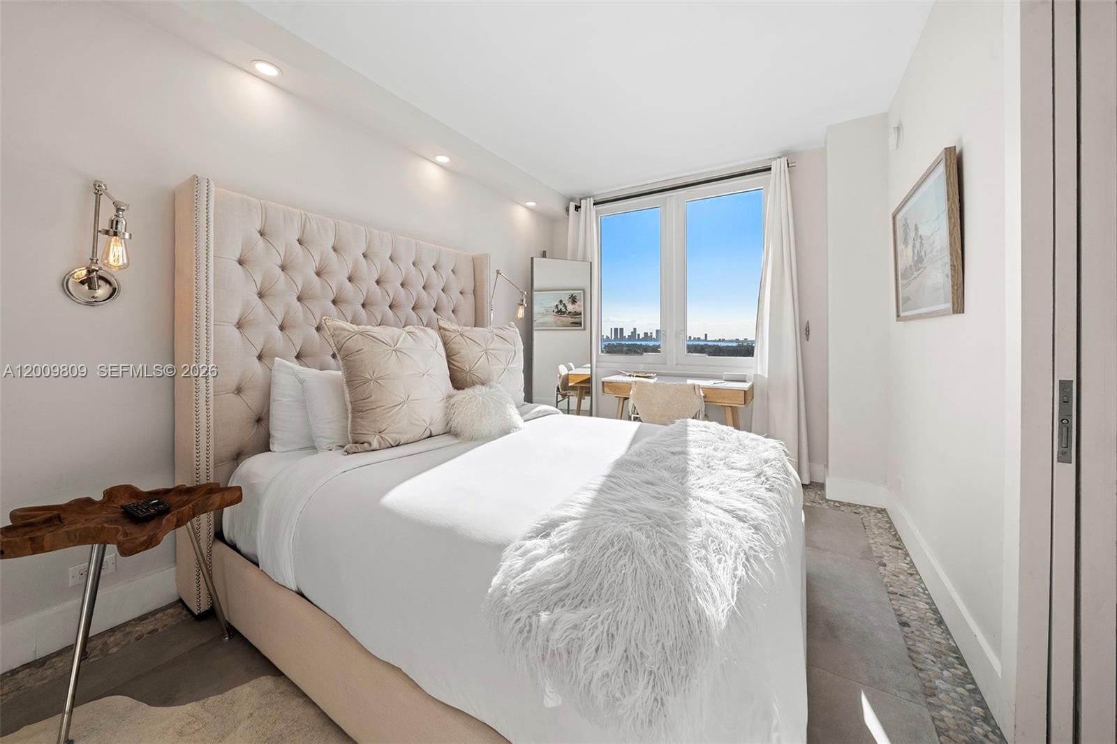 2301 Collins Avenue