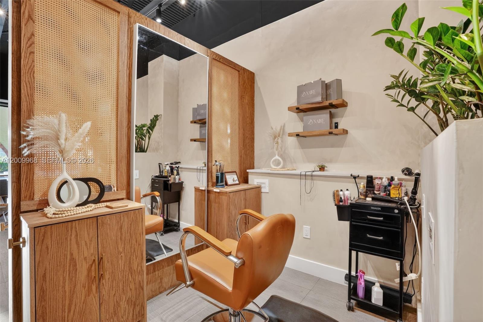 Turnkey Beauty Salon \u0026 Turnkey Beauty Salon \u0026 Spa For Sale In Palmetto Ba