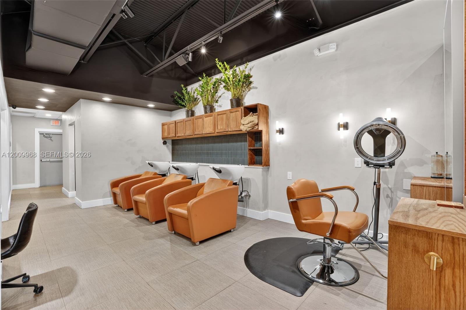 Turnkey Beauty Salon \u0026 Turnkey Beauty Salon \u0026 Spa For Sale In Palmetto Ba