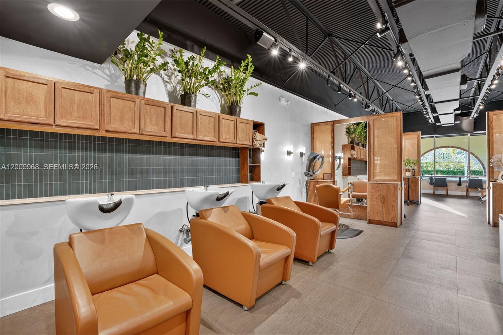Turnkey Beauty Salon \u0026 Turnkey Beauty Salon \u0026 Spa For Sale In Palmetto Ba
