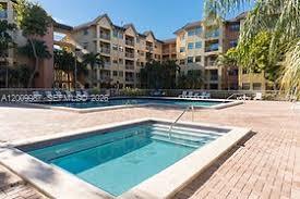 8225 Lake Drive