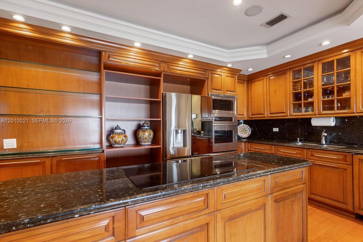 1800 NE 114th Street