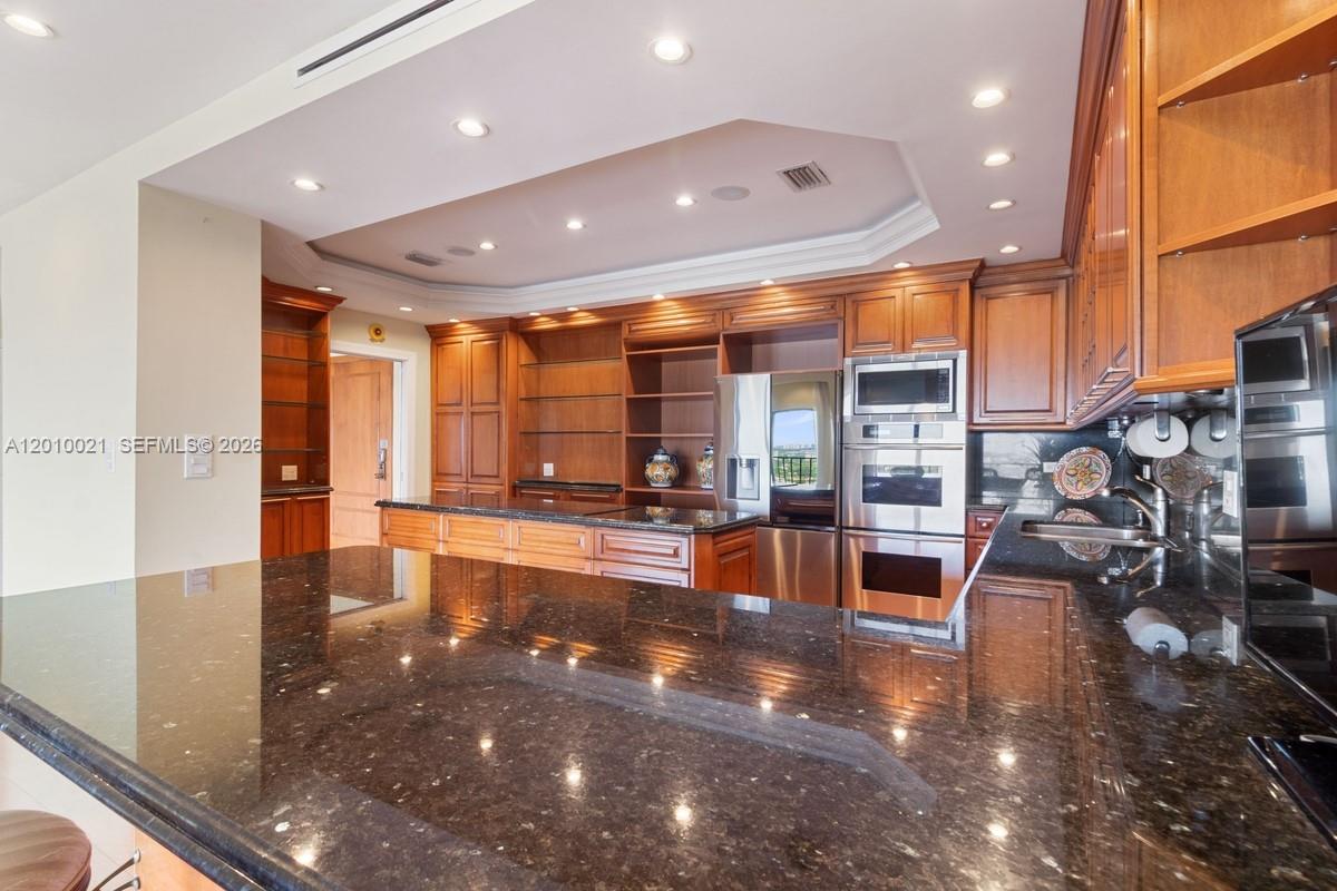 1800 NE 114th Street