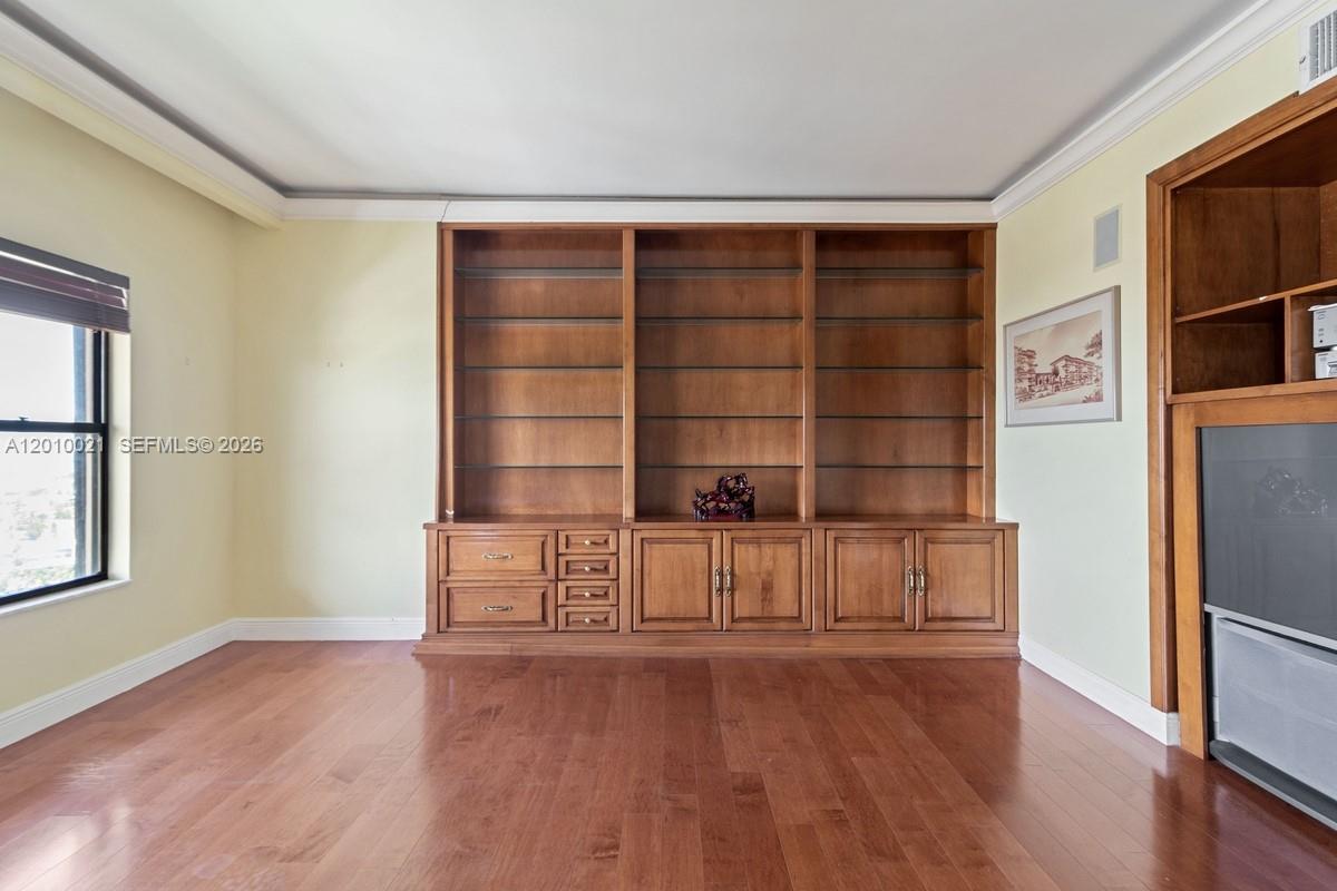 1800 NE 114th Street