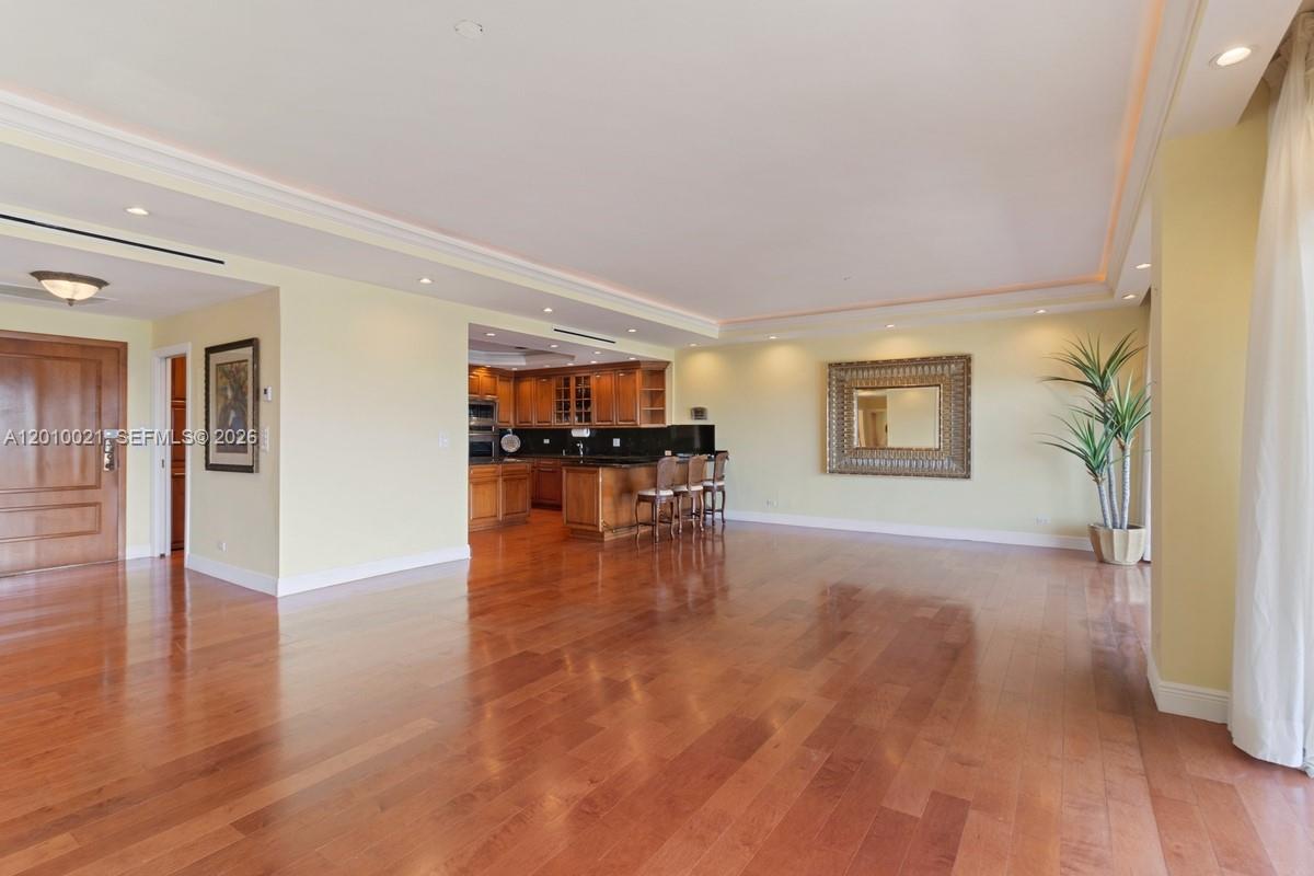 1800 NE 114th Street