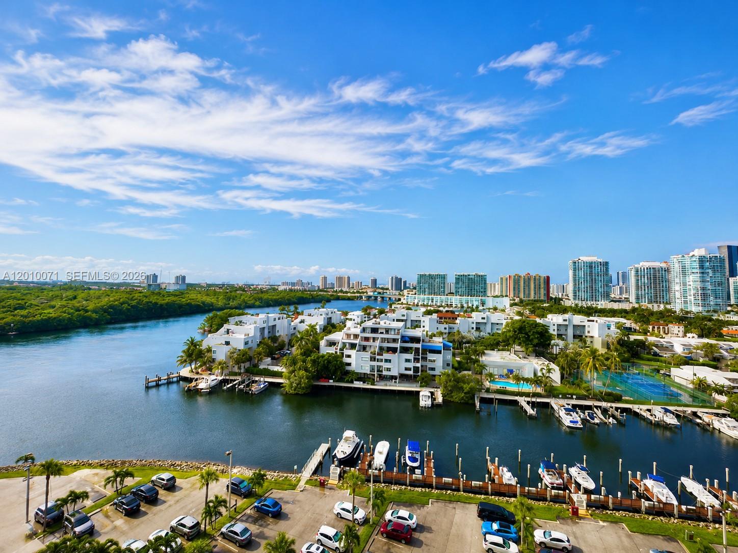 400 Kings Point Drive