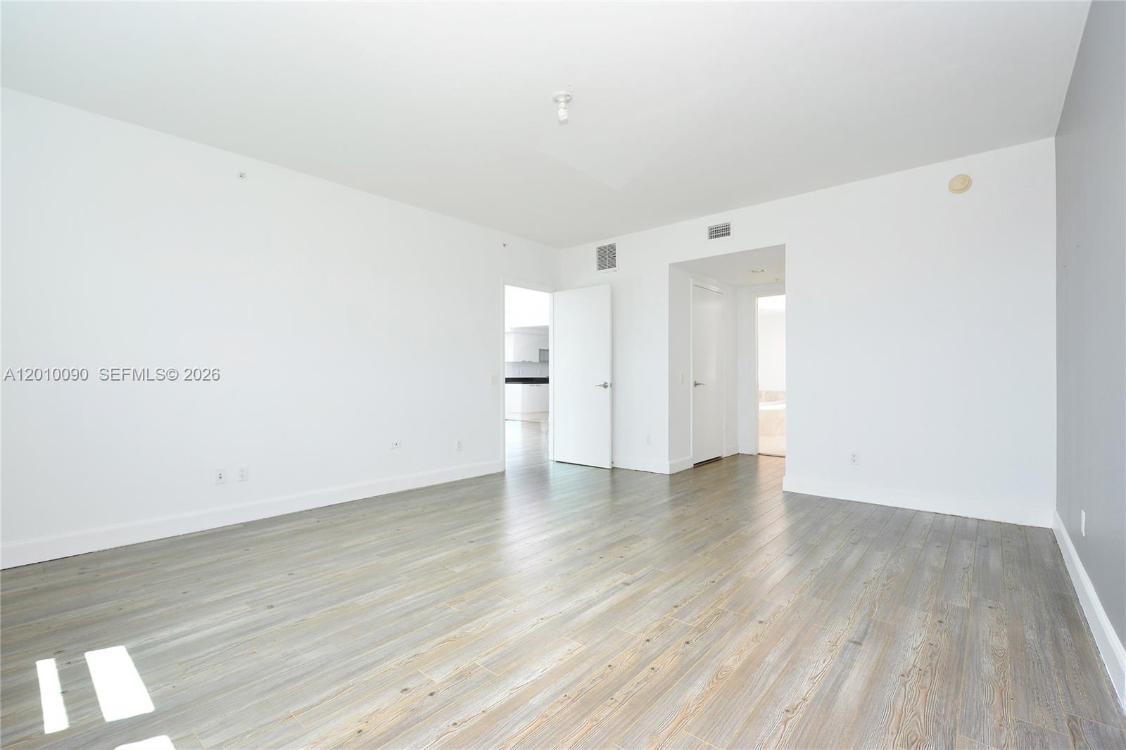 14951 Royal Oaks Lane