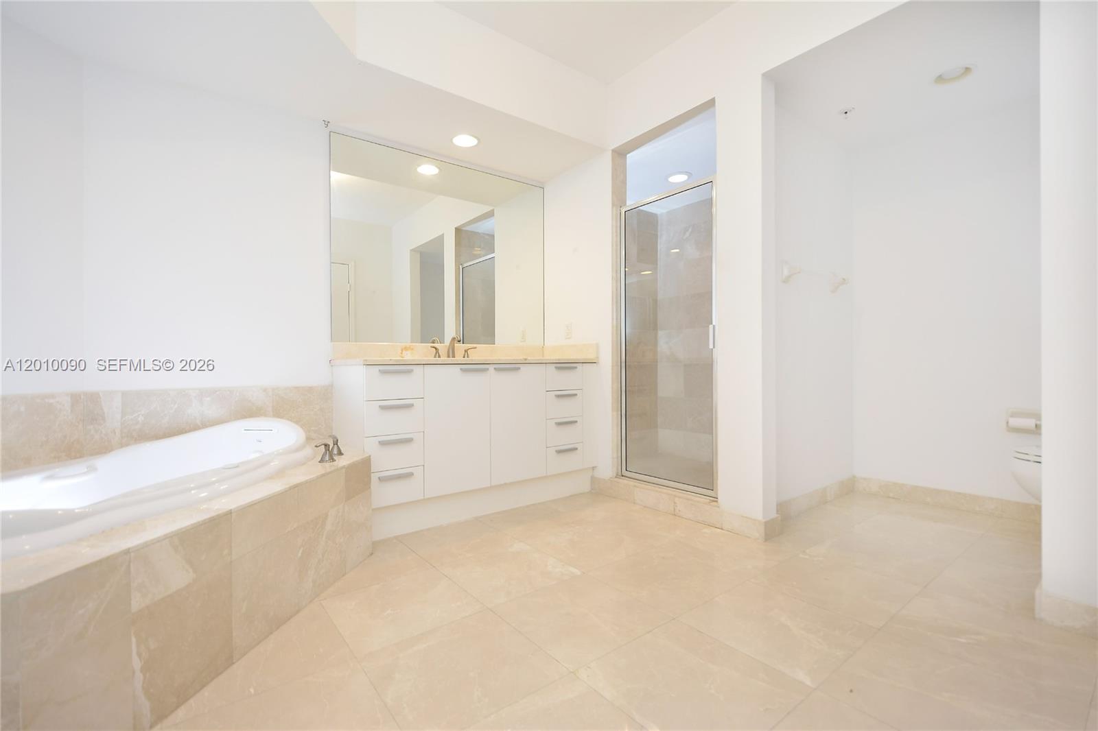 14951 Royal Oaks Lane