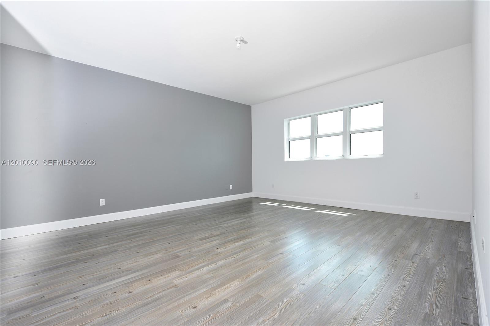 14951 Royal Oaks Lane