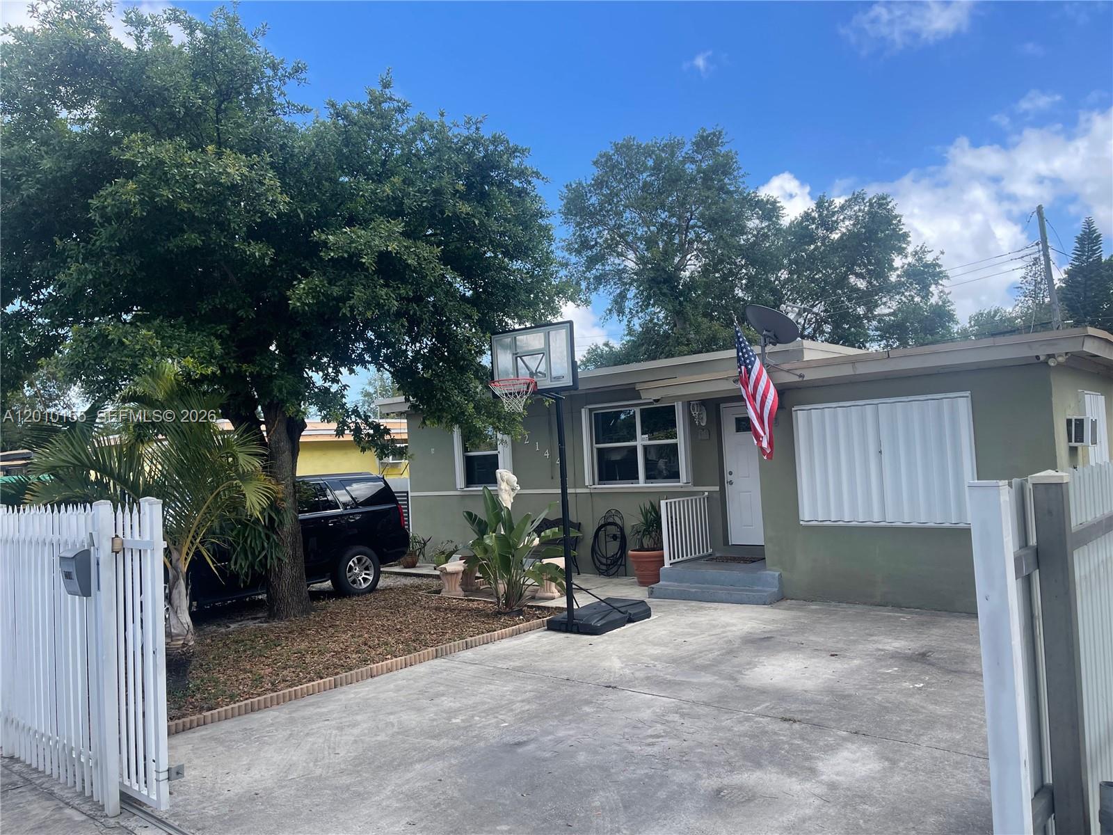 2144 NW 85th Street