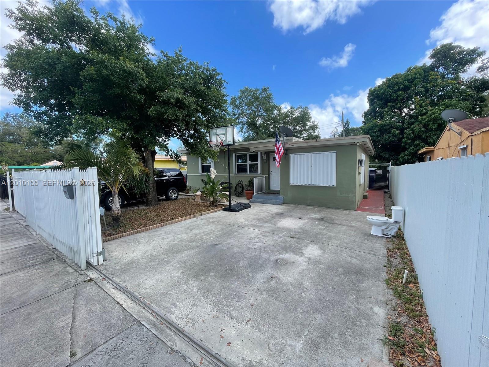 2144 NW 85th Street