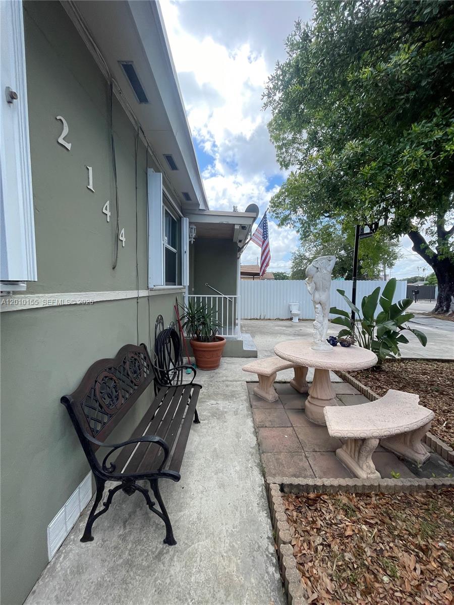 2144 NW 85th Street