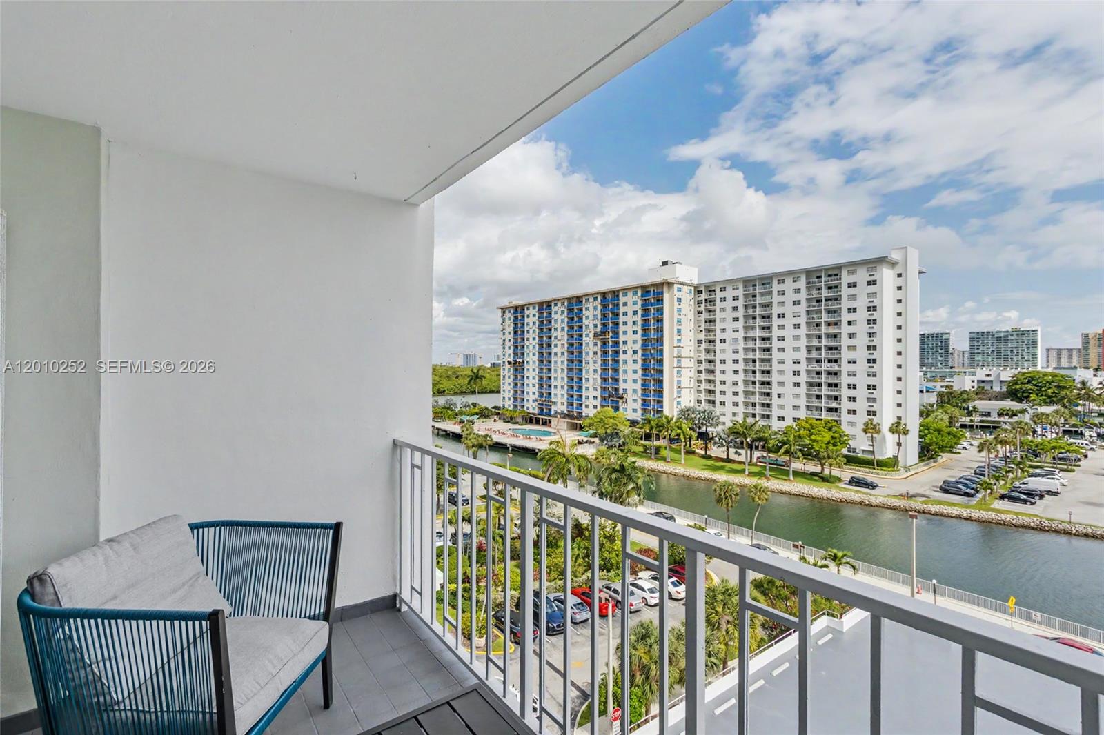 500 Bayview Drive