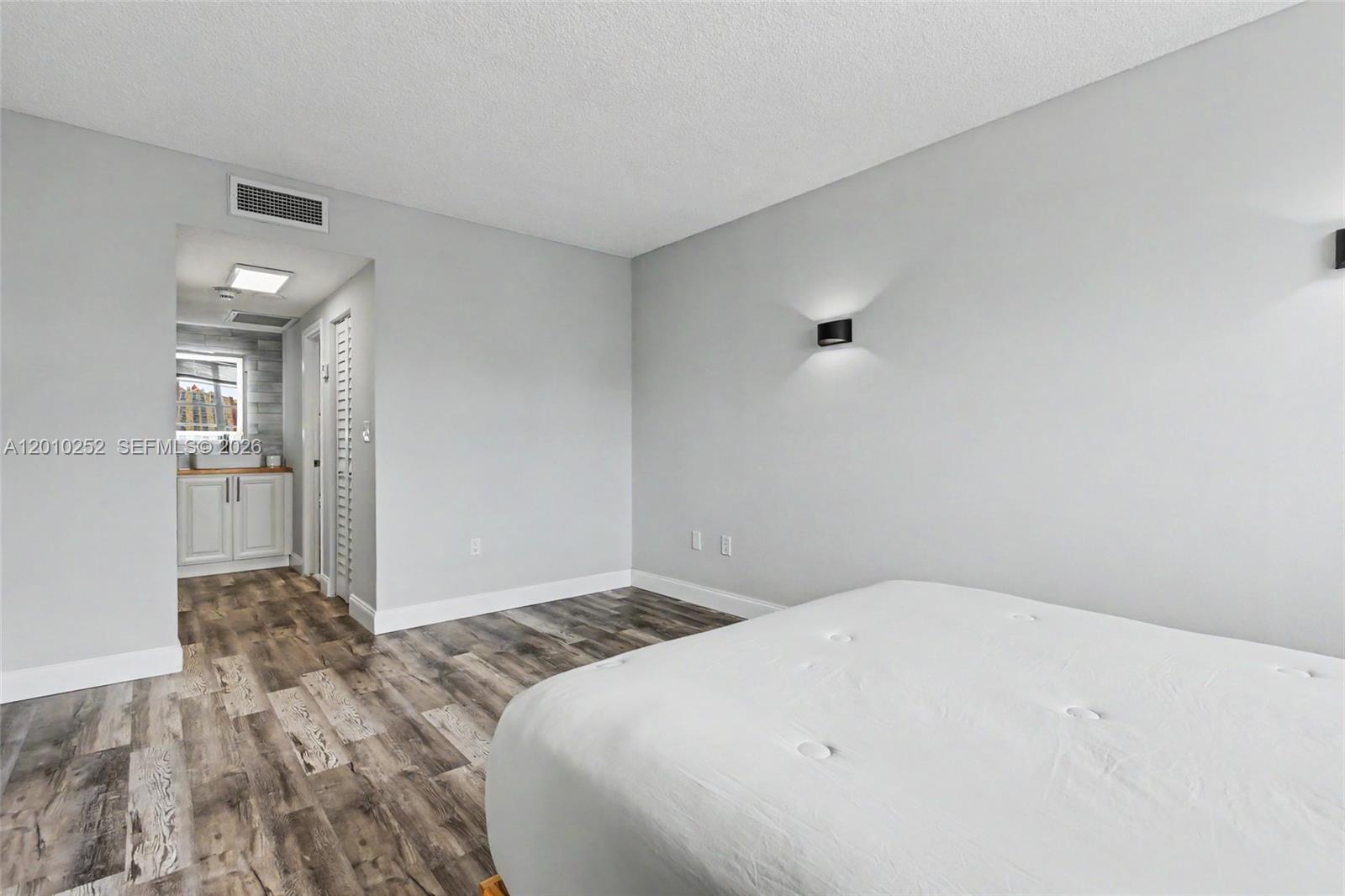 500 Bayview Drive