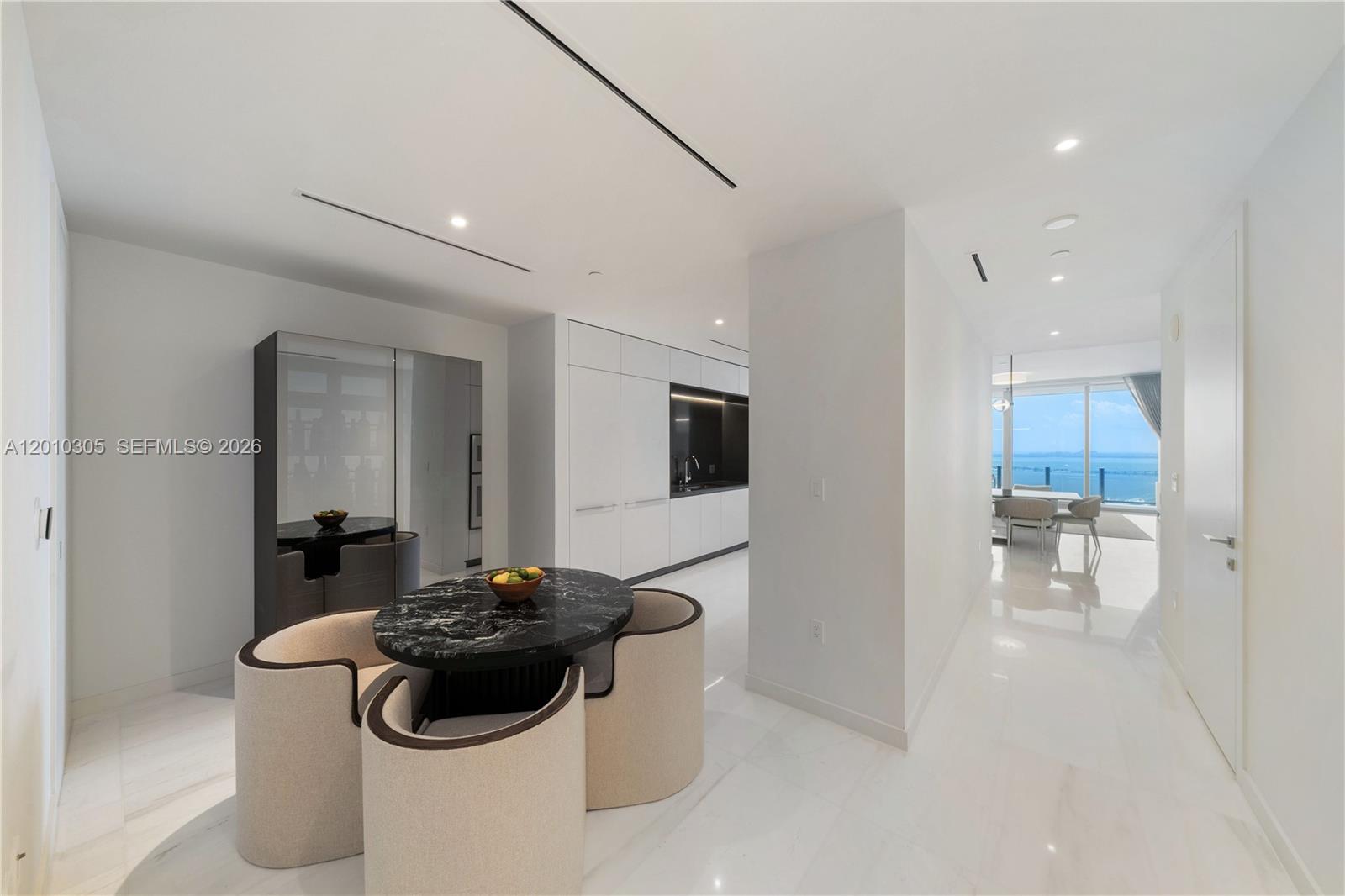 300 Biscayne Blvd Way