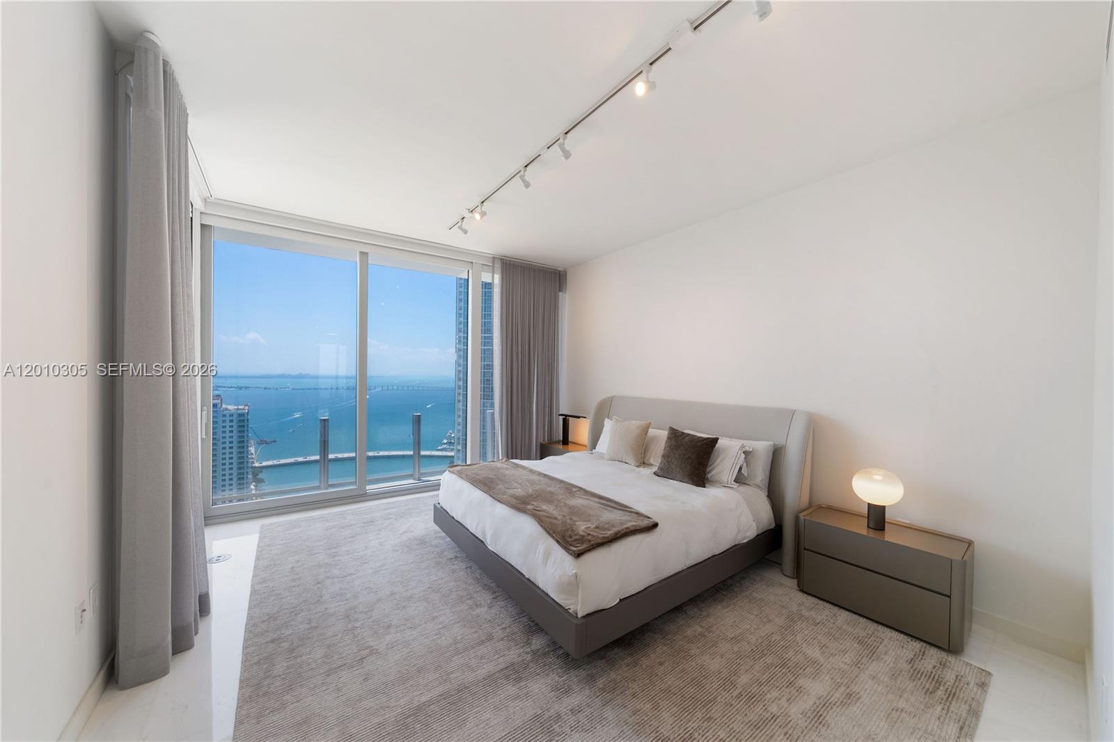 300 Biscayne Blvd Way
